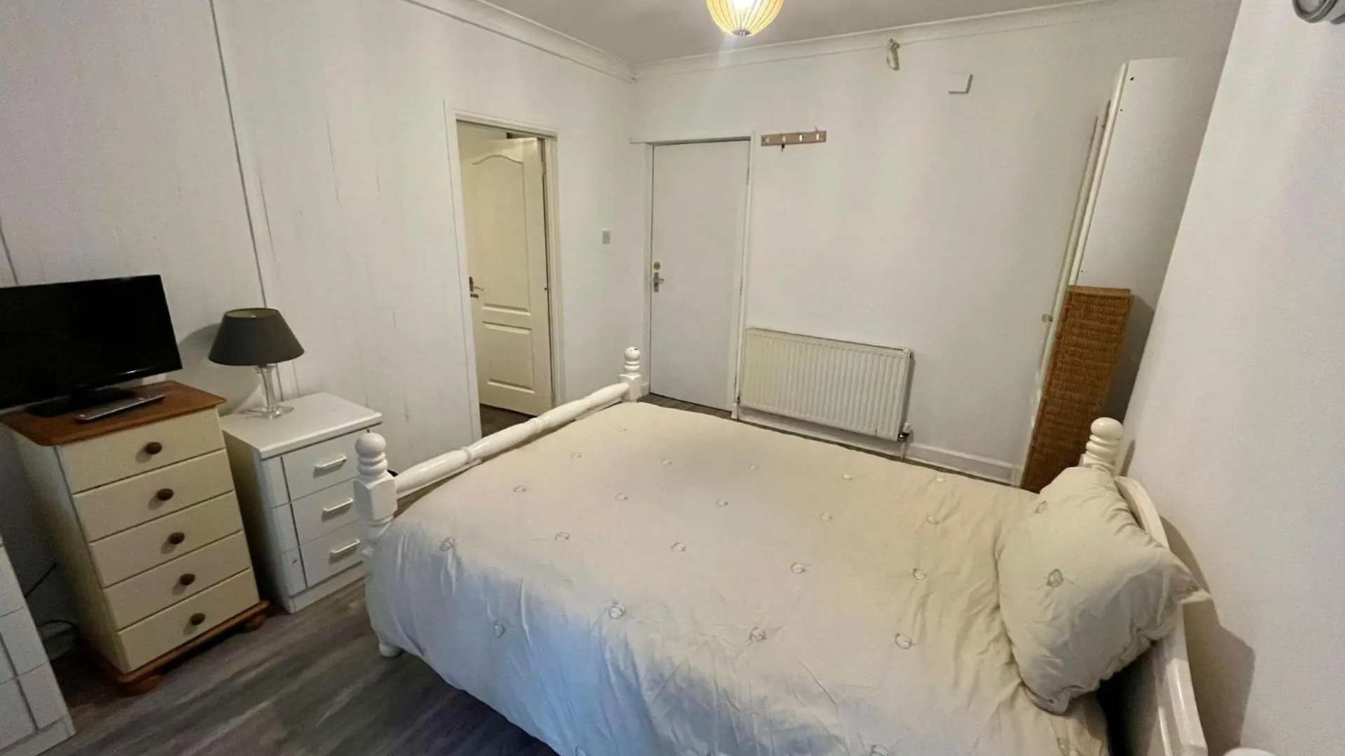 Homestay Db Room 2 Minutes Walk From Trent University Nottingham